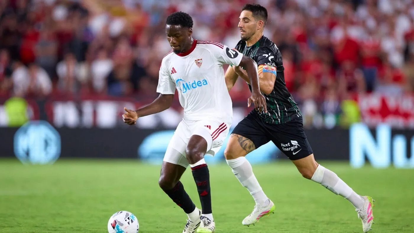 Soi kèo tài xỉu Elche vs Sevilla